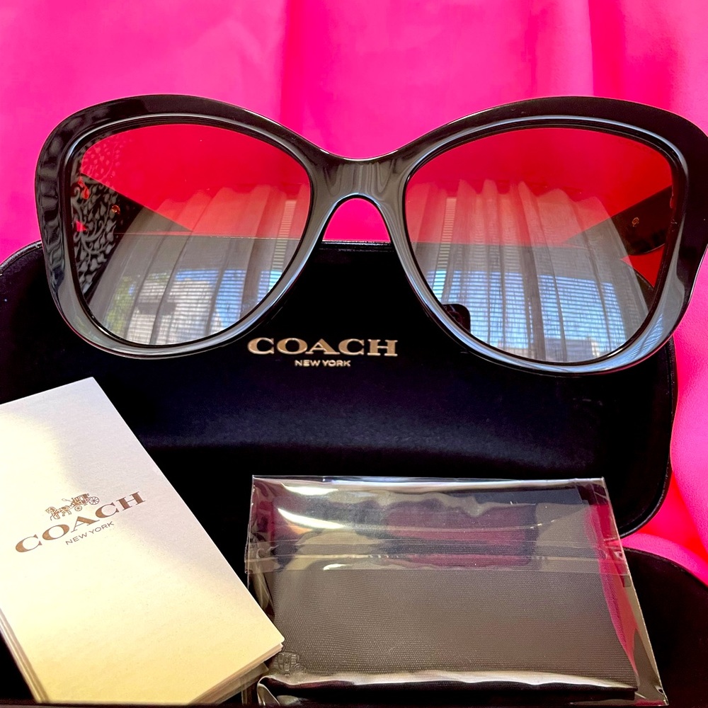 ❣️ Coach Ladies Sunglasses ❣️